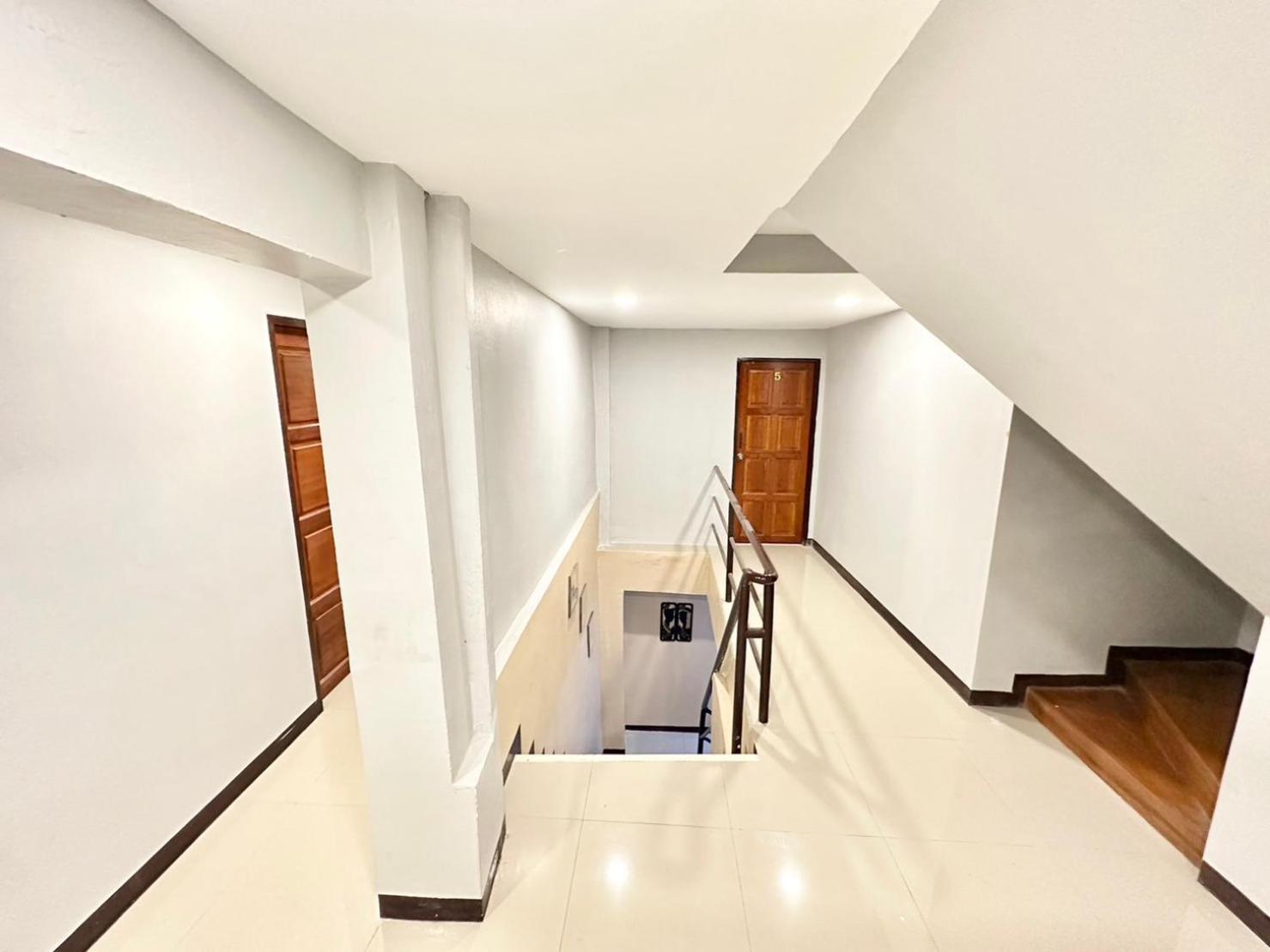 Baan At Khaosan Hostel バンコク都 エクステリア 写真