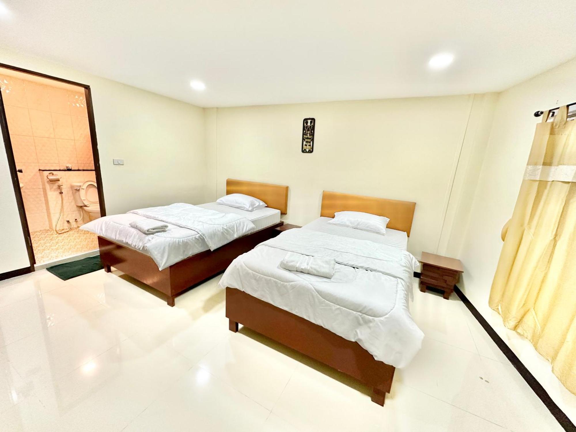 Baan At Khaosan Hostel バンコク都 エクステリア 写真